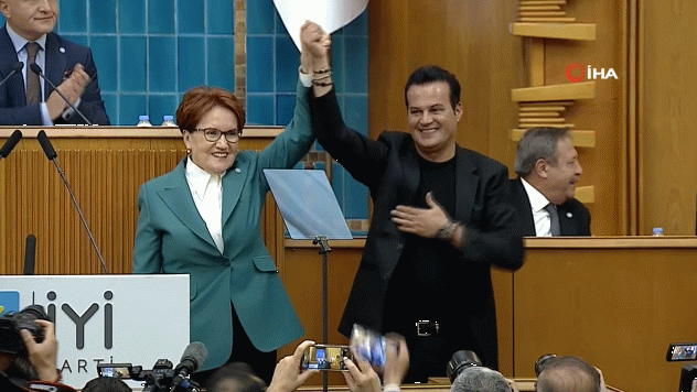 Sanatçı Hakan Peker, İYİ Parti'den Safranbolu Belediye Başkan Adayı oldu